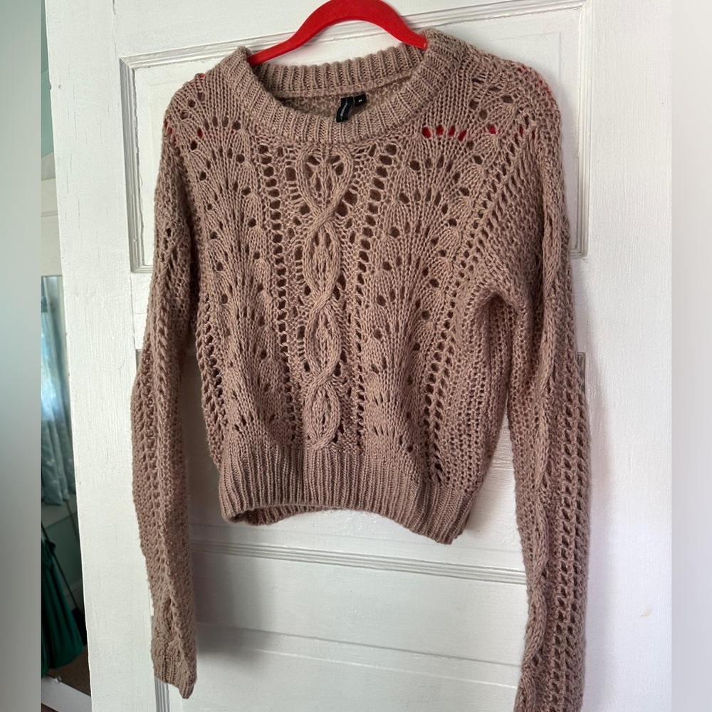 Crewneck cropped crochet sweater